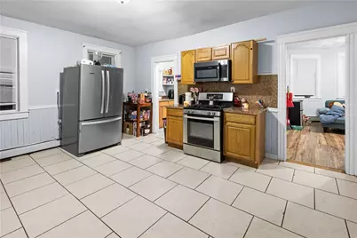 22 Suffolk Street, Providence, RI 02907 - Photo 9