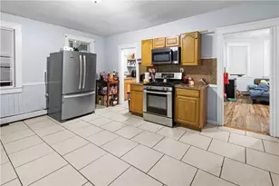 22 Suffolk St, Providence, RI 02907 - Photo 9