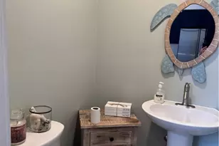 395 Park Ave, Portsmouth, RI 02871 - Photo 11