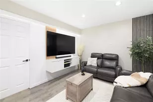 54 Salem Ave, Cranston, RI 02920 - Photo 27