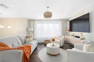 54 Salem Ave, Cranston, RI 02920 - Photo 5