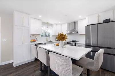 54 Salem Avenue, Cranston, RI 02920 - Photo 9