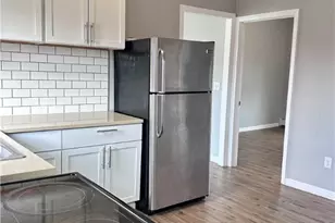 306 Potters Ave, Providence, RI 02905 - Photo 5