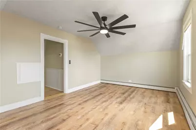 75 Baldwin Street, Pawtucket, RI 02860 - Photo 9