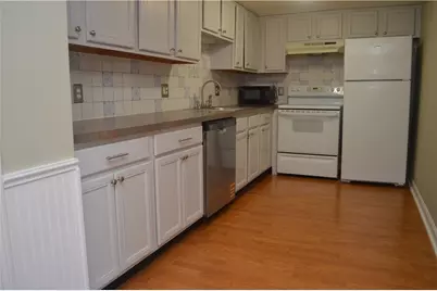 31 Devereux Avenue #305, Providence, RI 02909 - Photo 3