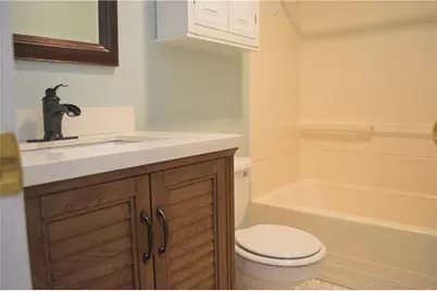 31 Devereux Avenue #305, Providence, RI 02909 - Photo 9