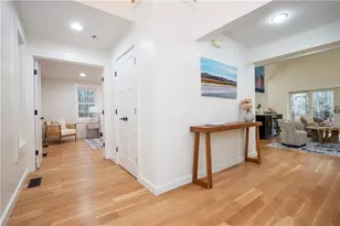 247 Glen Hill Dr, North Kingstown, RI 02874 - Photo 7