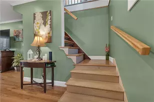 70 W Park Pl, Woonsocket, RI 02895 - Photo 3