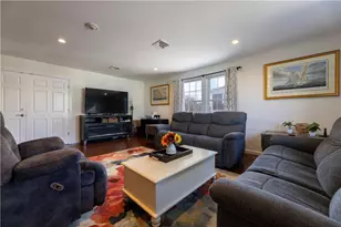 14 Clinton Ave, Jamestown, RI 02835 - Photo 13