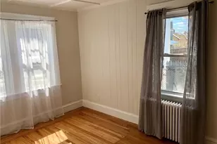 22 Dearborn St, Newport, RI 02840 - Photo 7