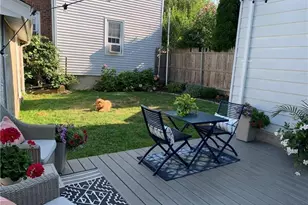 22 Dearborn St, Newport, RI 02840 - Photo 9