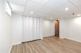 70 Archer St, Pawtucket, RI 02861 - Photo 31