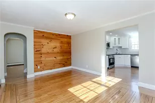 70 Archer St, Pawtucket, RI 02861 - Photo 5