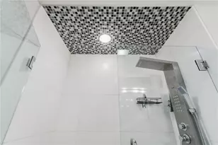 315 Old River Rd, Lincoln, RI 02838 - Photo 33