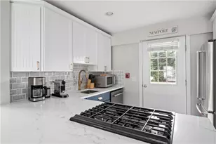 22 Stockholm St, Newport, RI 02840 - Photo 9