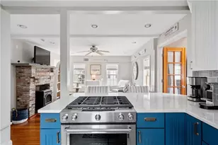 22 Stockholm St, Newport, RI 02840 - Photo 3