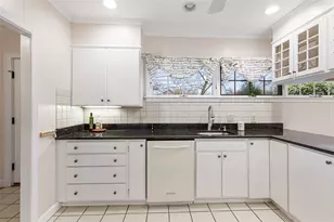 14 Rip Van Winkle Circle Circle, Warwick, RI 02886 - Photo 23