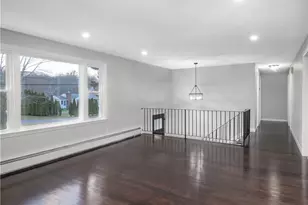 2 Sandalwood Ct, Coventry, RI 02816 - Photo 11