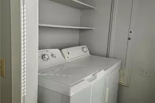 43 Beach St, Westerly, RI 02891 - Photo 7