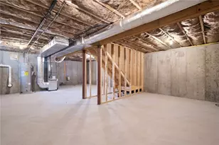 39 Winsor St, East Providence, RI 02914 - Photo 29