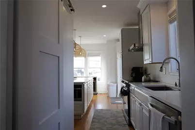 299 Prospect Avenue, Middletown, RI 02842 - Photo 11