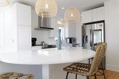 299 Prospect Avenue, Middletown, RI 02842 - Photo 7