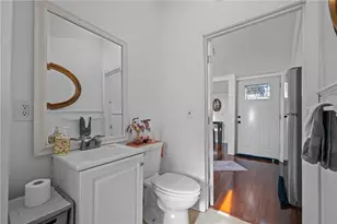 16 Courtway St, Narragansett, RI 02882 - Photo 21