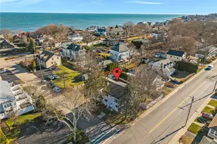 16 Courtway St, Narragansett, RI 02882 - Photo 1