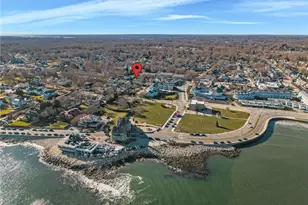 16 Courtway St, Narragansett, RI 02882 - Photo 9