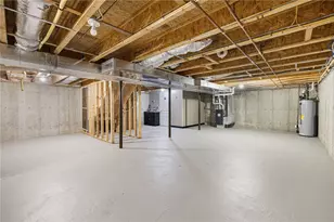 145 Smithfield Rd, North Providence, RI 02904 - Photo 29