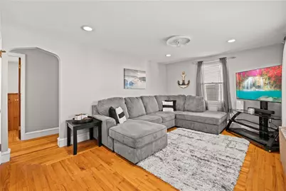 52 Earl Street, West Warwick, RI 02893 - Photo 5