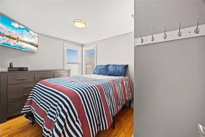 52 Earl Street, West Warwick, RI 02893 - Photo 11