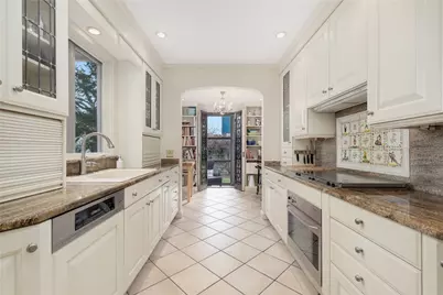 4 Hunter Avenue, Newport, RI 02840 - Photo 21