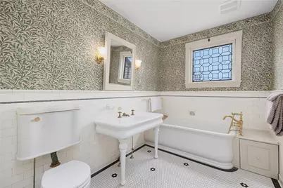 4 Hunter Avenue, Newport, RI 02840 - Photo 17