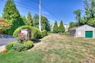 301 Church St, South Kingstown, RI 02879 - Photo 33