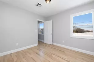 36 Kinnicutt Ave, Warren, RI 02885 - Photo 11