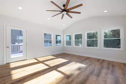 36 Kinnicutt Avenue, Warren, RI 02885 - Photo 17