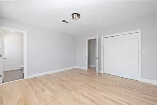 36 Kinnicutt Ave, Warren, RI 02885 - Photo 5