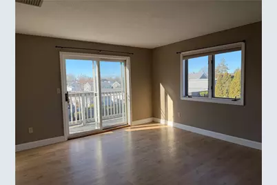 724 Beverage Hill Avenue #302, Pawtucket, RI 02861 - Photo 3