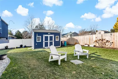 70 Pettee Avenue, North Kingstown, RI 02852 - Photo 9