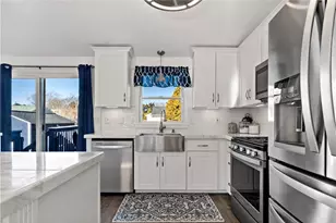 70 Pettee Ave, North Kingstown, RI 02852 - Photo 13