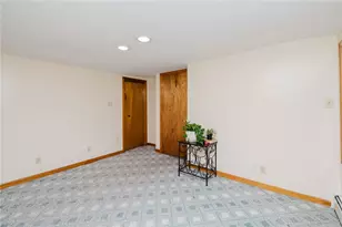 107 Walker St, Swansea, MA 02777 - Photo 33