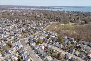 16 Carroll Ave, Newport, RI 02840 - Photo 33