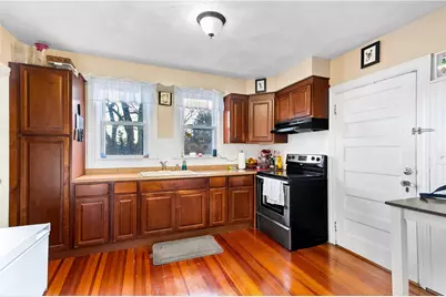 1548 Smith Street, North Providence, RI 02911 - Photo 17