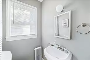 1548 Smith St, North Providence, RI 02911 - Photo 39