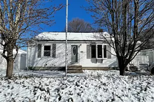 10 Rosemary Dr, North Kingstown, RI 02852 - Photo 3