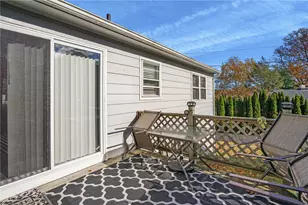 180 Highland St, Cranston, RI 02920 - Photo 41