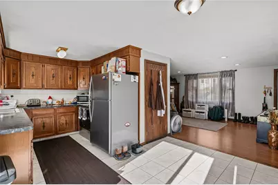 180 Highland Street, Cranston, RI 02920 - Photo 27