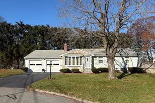 67 Ashwood Cir, Warwick, RI 02886 - Photo 7