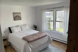 17 Metacomet St, Portsmouth, RI 02871 - Photo 9